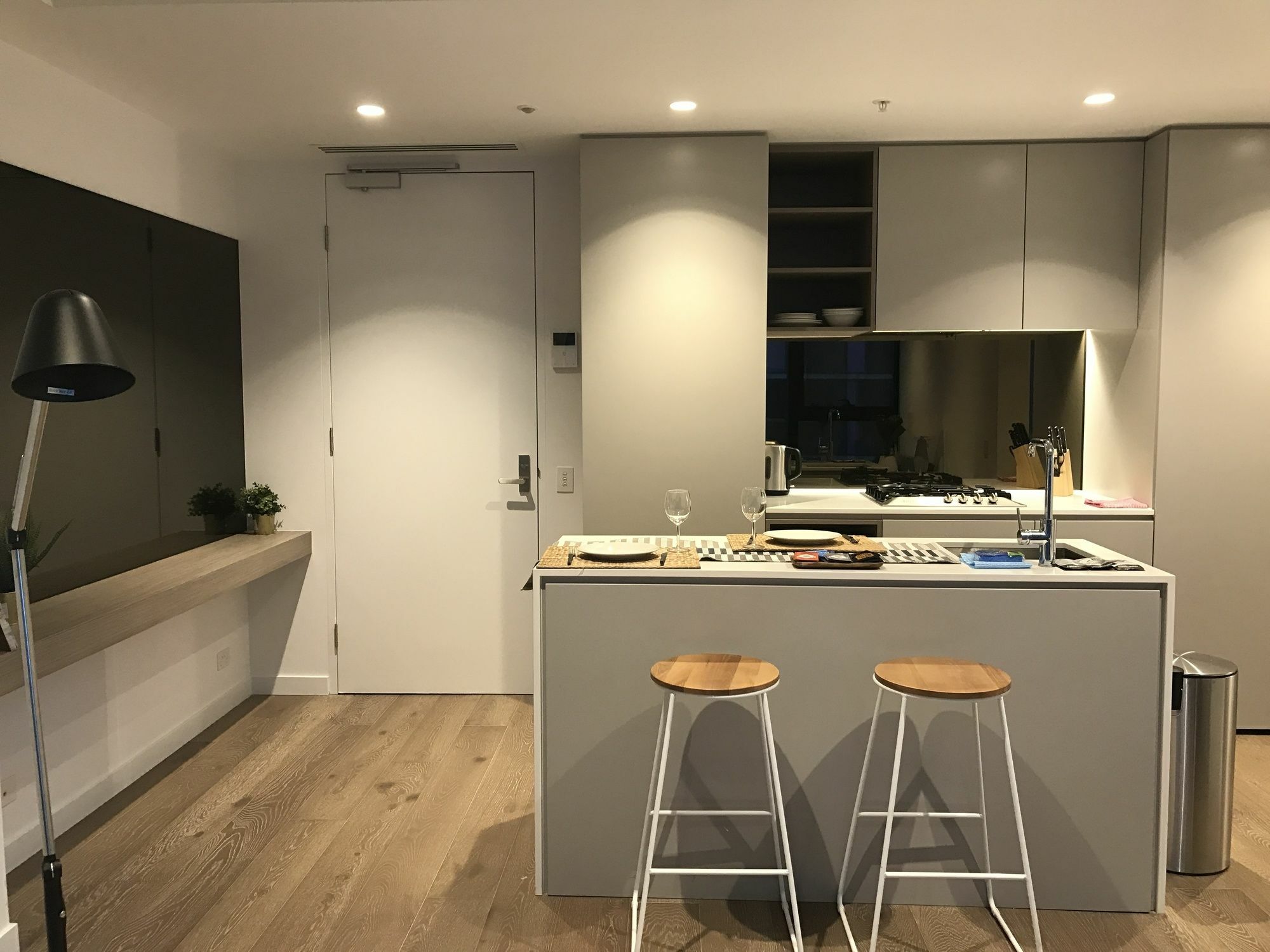 Urbanminder @ The Eminence Apartment เมลเบิร์น ภายนอก รูปภาพ
